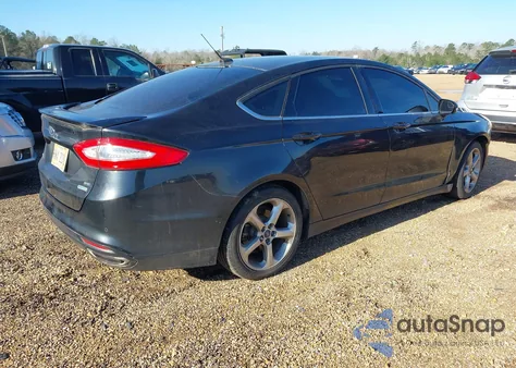 2014 Ford Fusion Se z USA, uszkodzony, nr VIN 3FA6P0H97ER235887